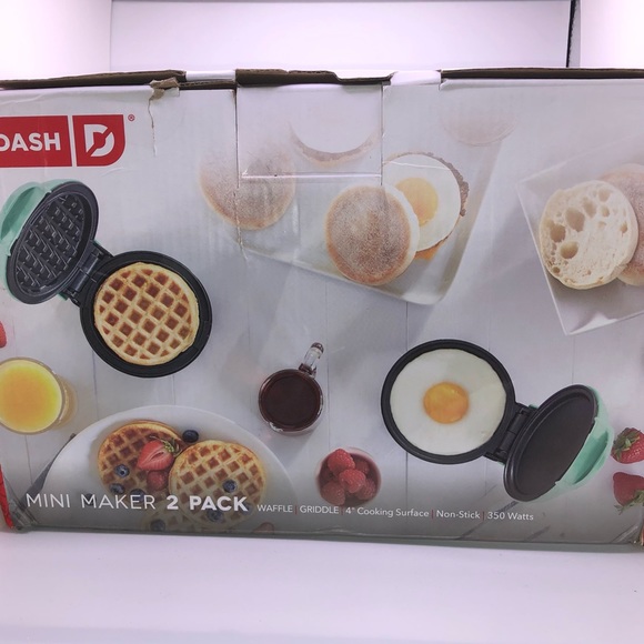 Mini Waffle Makers (2 pack) - Picture 2 of 6